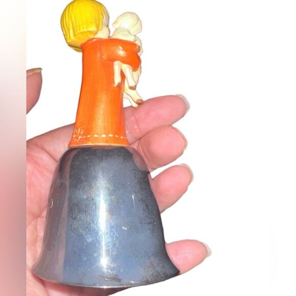 Anri Ferrandiz Girl with 3 Lambs Figurine on Reed & Barton Silver Plated Bell - Picture 5 of 6